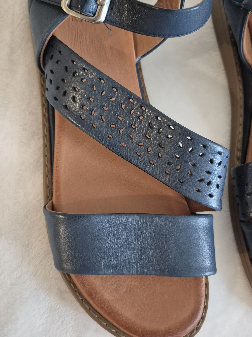 MIZ MOOZ Women's Adjustable Huarache/Sandal